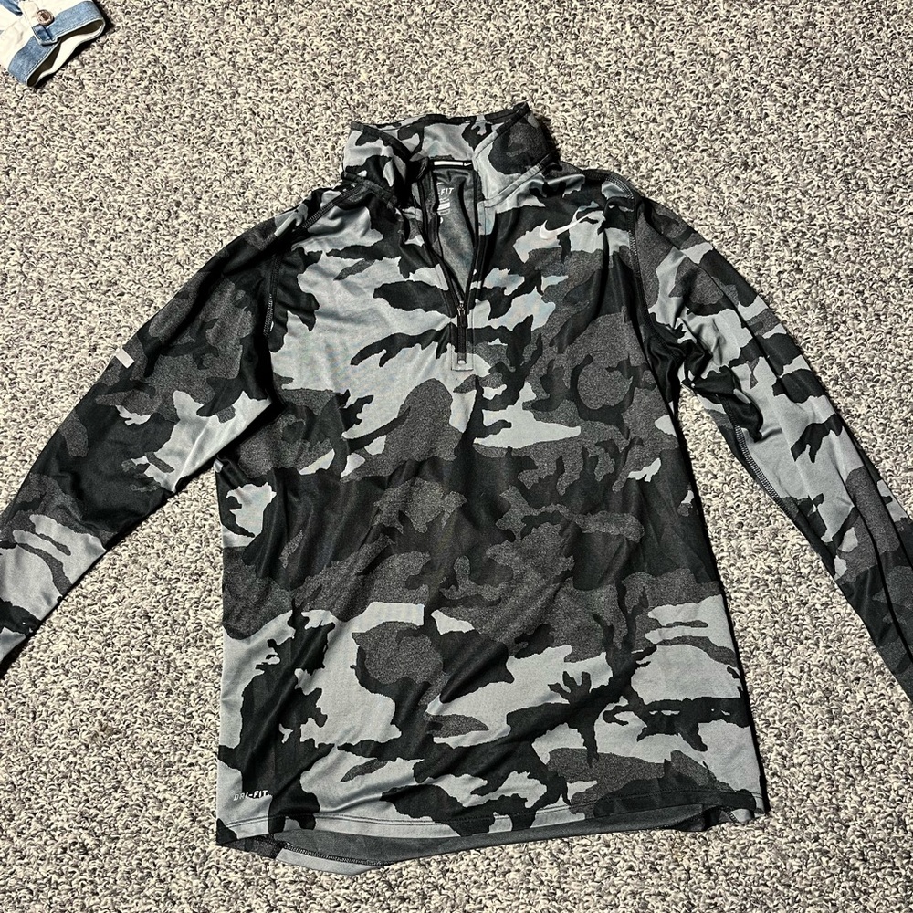 Nike camo dri-fit running 1/4 zip shirt